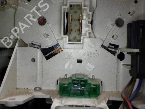 Climate control VW TRANSPORTER T4 Bus (70B, 70C, 7DB, 7DK, 70J, 70K, 7DC, 7DJ) 1.9 TD | BP28371881I5 