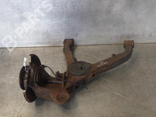 Used Left rear steering knuckle MERCEDES-BENZ VITO Bus (W638) 112 CDI 2.2 (638.194) (122 hp) 6645091