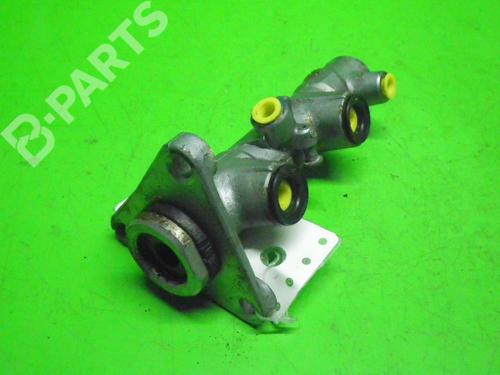 Used Brake master cylinder Brake master cylinder TOYOTA CARINA E VI Sportswagon (_T19_) 1.6 GLI (AT190_, AT190R) (107 hp) 6400189 6400189