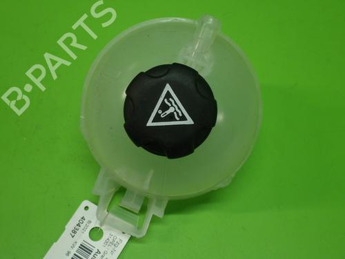 Used Expansion tank OPEL GRANDLAND / GRANDLAND X (A18, P1UO) 1.2 (75) (131 hp) 17610444