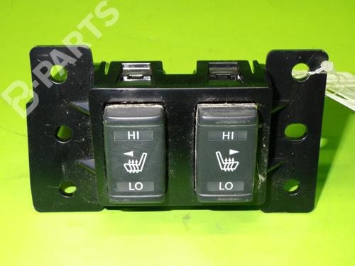 Used Switch NISSAN PULSAR Hatchback (C13) 1.2 DIG-T (115 hp) 12066573
