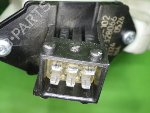 Right front window motor OPEL VECTRA C Estate (Z02) 1.9 CDTI (F35) | BP24830009E20 