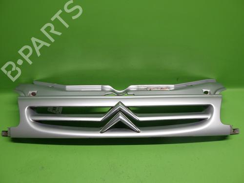 Używane Atrapa chłodnicy / Grill Atrapa chłodnicy / Grill CITROËN BERLINGO / BERLINGO FIRST MPV (MF_, GJK_, GFK_) 1.6 16V (MFNFU) (109 hp) 37530729 37530729