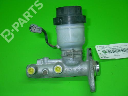 Used Brake master cylinder DAIHATSU FEROZA Hard Top (F300) 1.6 i 16V 4x4 (95 hp) 6372074