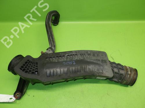 Used Intake manifold MERCEDES-BENZ C-CLASS (W203) C 200 Kompressor (203.042) (163 hp) 28284810
