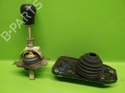 Used Shift knob AUDI 80 B3 Saloon (893, 894, 8A2) 1.8 S (90 hp) 32399094