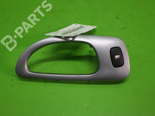 Used Right rear window switch PEUGEOT 307 Break (3E) 2.0 HDI 110 (107 hp) 6386395