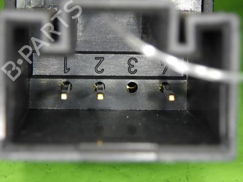 Right rear window switch VW TIGUAN (5N_) 2.0 TDI 4motion | BP37862459I28 - Image 4