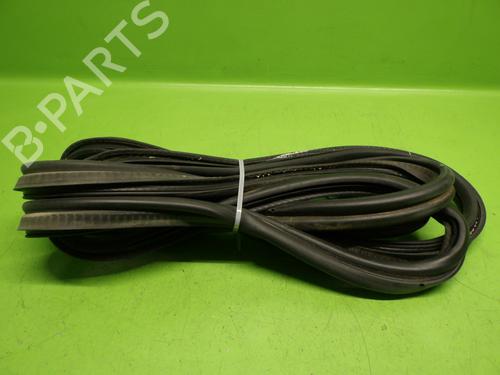 Used Rubber door seal BMW X3 (F25) xDrive 20 d (184 hp) 27976649