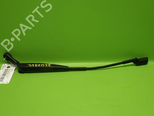 Used Front windshield wiper arm ABARTH 500 / 595 / 695 1.4 (312.AXF11, 312.AXF1A) (180 hp) 31984151