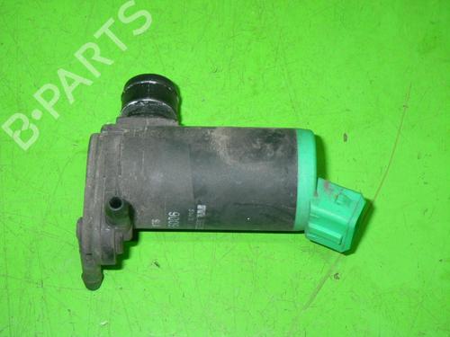 Used Washer pump PEUGEOT 206 Hatchback (2A/C) 1.4 i (75 hp) 14715666