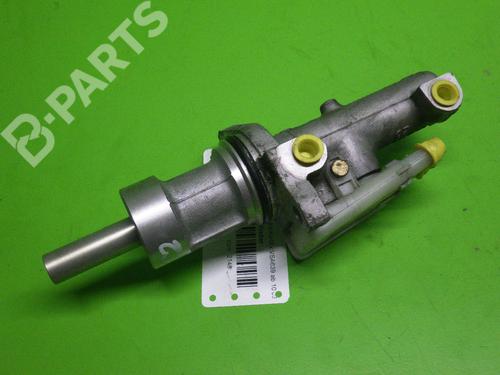 Used Brake master cylinder MERCEDES-BENZ VITO Bus (W639) 115 CDI (639.701, 639.703, 639.705) (150 hp) 6435567