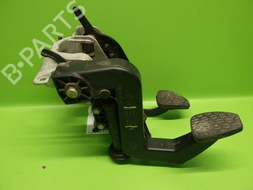 Pedal VW LT 28-46 II Van (2DA, 2DD, 2DH) 2.8 TDI | BP32276118I4