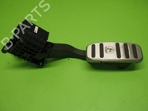 Pédale ABARTH 500 / 595 / 695 1.4 (312.AXF11, 312.AXF1A) (180 hp) 31984178