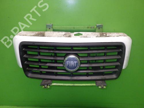 Used Grille Grille FIAT SCUDO Van (220_) 2.0 JTD (94 hp) 36770256 36770256
