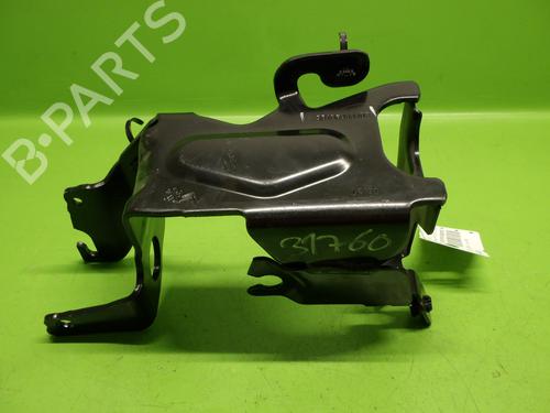 Used Support OPEL CROSSLAND X / CROSSLAND (P17, P2QO) 1.5 Turbo D (75) (120 hp) 26304404