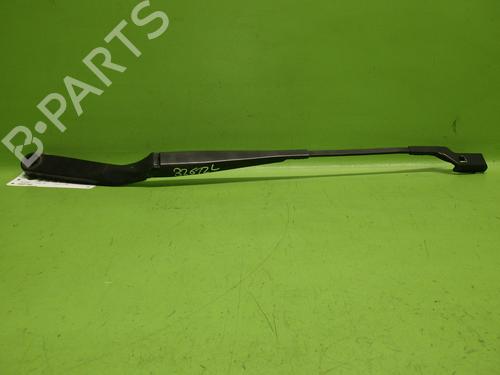 Used Front windshield wiper arm Front windshield wiper arm 37432379 37432379