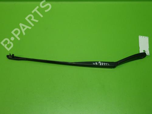 Used Front windshield wiper arm BMW 5 Touring (F11) 530 d xDrive (258 hp) 32128289