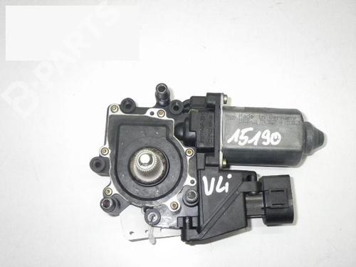 Lève-vitre avant gauche AUDI A4 B5 (8D2) 1.6 (100 hp) 8D0959801D