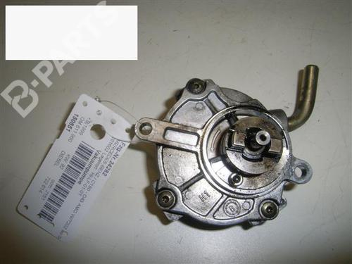 Used Vacuum pump MERCEDES-BENZ C-CLASS (W202) C 220 CDI (202.133) (125 hp) 6346274