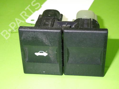 Used Switch FORD MONDEO III Turnier (BWY) 1.8 16V (110 hp) 15731190