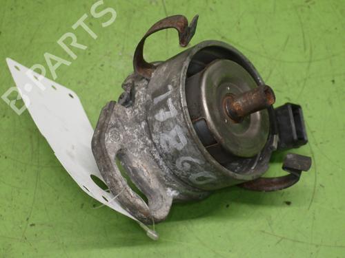 Used Ignition distributor VW POLO III (6N1) 45 1.0 (45 hp) 30047013