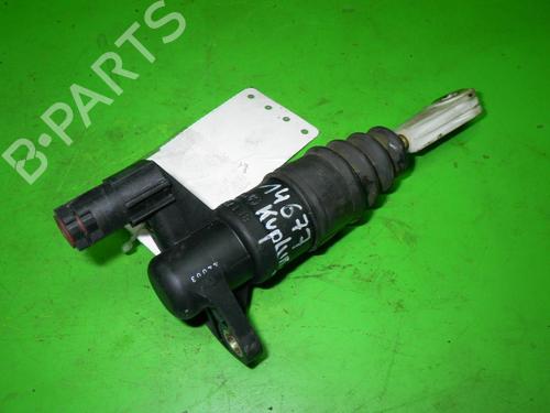 Used Clutch slave cylinder VW PASSAT B5.5 Variant (3B6) 2.0 (115 hp) 14746183