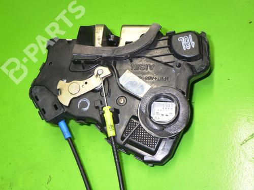 Front left lock TOYOTA AVENSIS Estate (_T25_) 2.0 D-4D (CDT250_, CDT250R) | BP6661873C98 