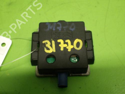 Antenne/Base OPEL COMBO E Tour / Life (K9) 1.2 (110 hp) 24323045
