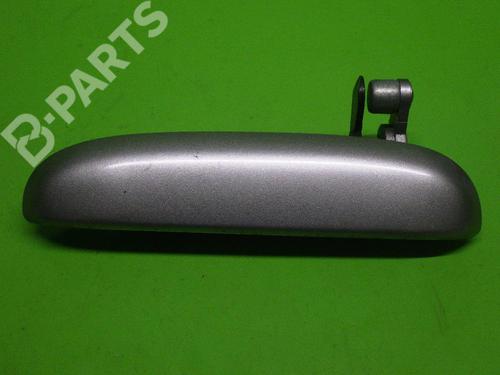 Maniglia esterna posteriore sinistra TOYOTA YARIS VERSO (_P2_) 1.4 D-4D (NLP20_, NLP22_) (75 hp) 6393781