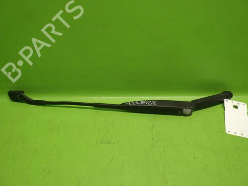 Used Front windshield wiper arm Front windshield wiper arm 36893612 36893612