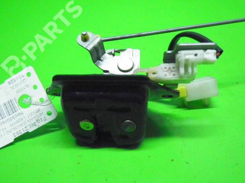 Used Tailgate lock NISSAN PRIMERA Traveller (WP11) 1.8 16V (114 hp) 6349230