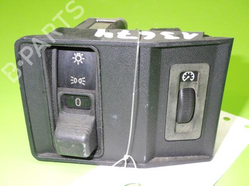 Used Headlight switch BMW 5 (E34) 525 i 24V (192 hp) 6404999
