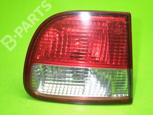 Left tailgate light SEAT LEON (1M1) 1.9 TDI (90 hp) 6668043