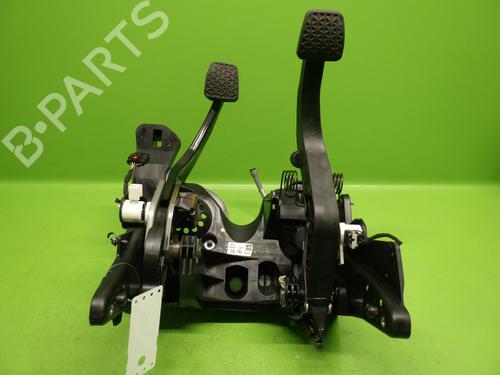 Used Break pedal OPEL ASTRA K (B16) 1.2 Turbo (68) (131 hp) 28050334