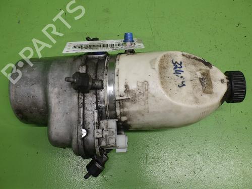 Used Steering pump Steering pump OPEL SIGNUM Hatchback (Z03) 1.9 CDTI (F48) (120 hp) 35718118 35718118