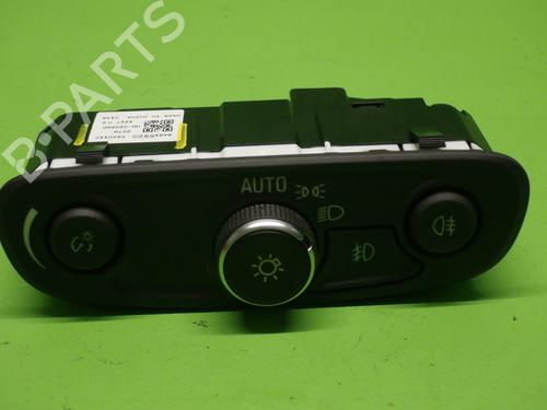 Mando luces OPEL INSIGNIA B Sports Tourer (Z18) 2.0 CDTi (35) (174 hp) 33221298