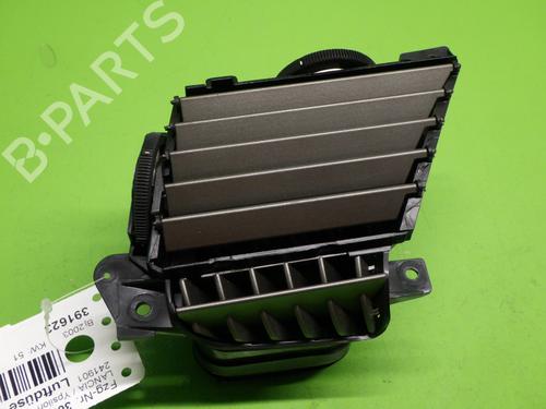 Used Air vent LANCIA YPSILON (843_) 1.3 JTD (843.AXD11, 843.AXD1A) (70 hp) 14743300