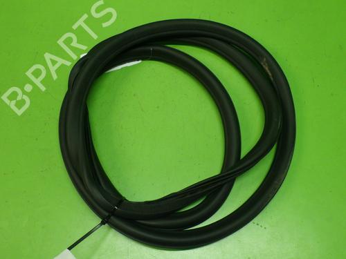 Used Rubber door seal OPEL ASTRA K (B16) 1.5 CRDI (68) (122 hp) 25981575