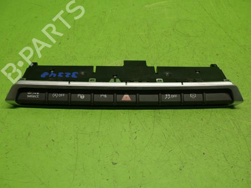 Warning AUDI Q2 (GAB, GAG) 2.0 TDI quattro (150 hp) 30332090