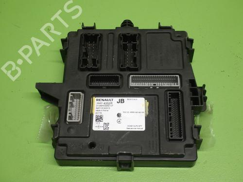 Used Display monitor RENAULT ZOE (BFM_) ZOE (BFMC, BFMD) (136 hp) 31747256