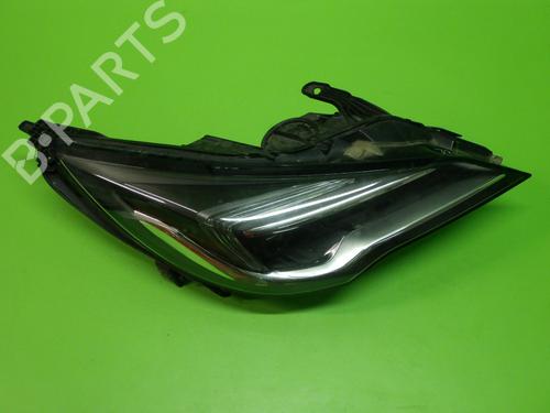 Used Right headlight OPEL ASTRA K Sports Tourer (B16) 1.6 CDTi (35) (136 hp) 31747276