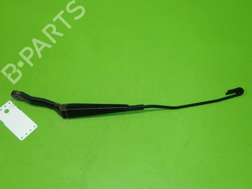 Used Front windshield wiper arm PEUGEOT 206 Hatchback (2A/C) 1.6 16V (109 hp) 14742574