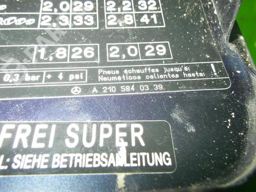 Fuel flap MERCEDES-BENZ E-CLASS (W210) E 200 (210.035) | BP6432234C131 