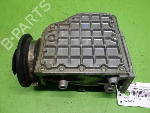 Mass air flow sensor OPEL OMEGA A Estate (V87) 2.4 i (F35, M35) | BP29215482M95 