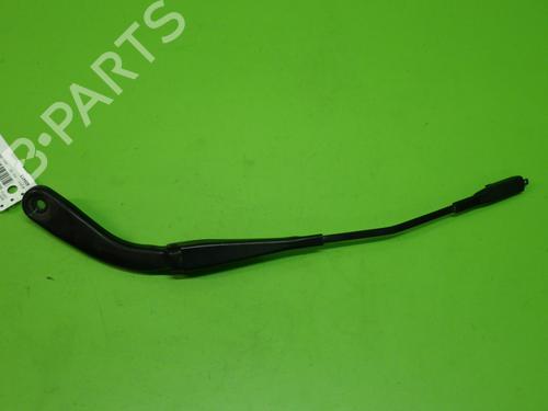 Used Front windshield wiper arm BMW 3 Touring (F31) 318 d (143 hp) 18122953