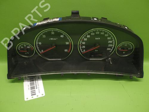 Used Instrument cluster Instrument cluster OPEL SIGNUM Hatchback (Z03) 1.9 CDTI (F48) (120 hp) 34640882 34640882