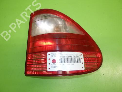 Used Right taillight MERCEDES-BENZ E-CLASS T-Model (S210) E 200 T (210.235) (136 hp) 16073312