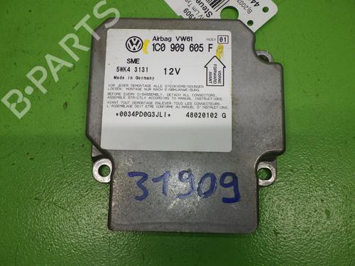 Steuergerät Airbag für VW GOLF IV (1J1) 1.4 16V (75 hp) 32399116