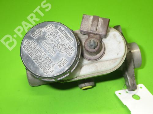 Brake master cylinder NISSAN ALMERA II Hatchback (N16) 1.5 | BP6398643M77 